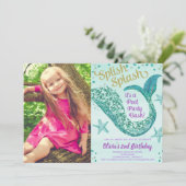 Invitation Fête de la piscine de sirène anniversaire turquois (Debout devant)