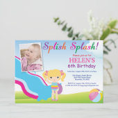 Invitation Fête de la piscine de toboggan aquatique Anniversa (Debout devant)