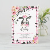 Invitation Fête de la vache Fête rose Floral Ranch Anniversai (Debout devant)