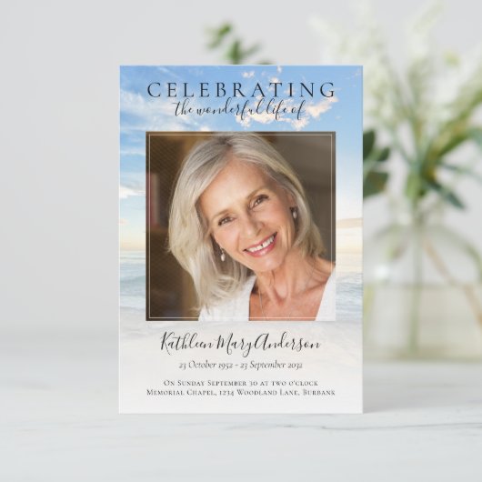 Invitation Fête de la vie Océan Photo Funérailles (Debout devant)