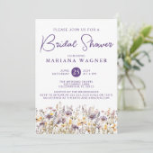 Invitation Fête de mariage avec des fleurs sauvages violettes (Debout devant)