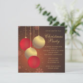 Invitation Fête de Noël des Ornements rouges et or (Debout devant)