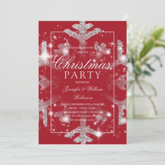 Invitation Fête de Noël Silver Red Snowflake (Debout devant)