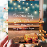 Invitation Fête de Noël Tropical Sunset Beach<br><div class="desc">Invitations de noël de plage estivale avec un arrière - plan de plage tropicale coucher de soleil, un bocal de mason avec des lumières scintillantes, des lumières scintillantes à cordes et un modèle de texte de fête xmas. Cliquez sur le bouton "Customiser" pour personnaliser davantage ce modèle. Vous pourrez modifier...</div>