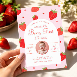 Invitation Fête de premier anniversaire de fraise douce Photo