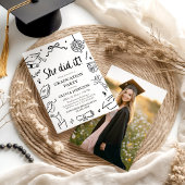 Invitation Fête de remise de diplôme elle l'a fait dessinée à