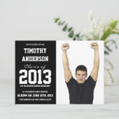 Invitation Fête de remise des diplômes moderne de photo de (Debout devant)