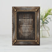 Invitation Fête de retraite en bois rustique (Debout devant)