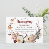 Invitation Fête de Thanksgiving Rustique Floral Wreath (Debout devant)