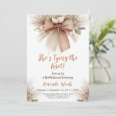 Invitation Fête des mariées Boho Floral Bow (Debout devant)