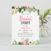 Invitation Fête des mariées de plage de Flamant rose tropical (Debout devant)