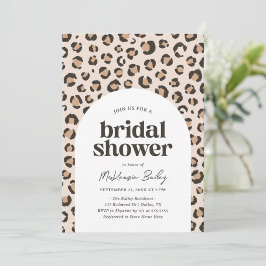 Invitation Fête des mariées Empreinte de léopard (Debout devant)
