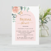 Invitation Fête des mariées en arc de verdure rose fleurie (Debout devant)