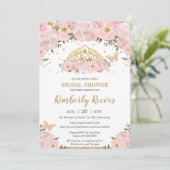 Invitation Fête des mariées Florale rose pâle Princess Tiara (Debout devant)