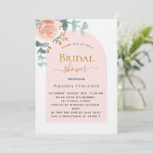 Invitation Fête des mariées luxueuse en or rose fleuri (Debout devant)