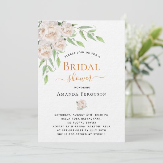 Invitation Fête des mariées luxuriante aux fleurs blanches (Debout devant)