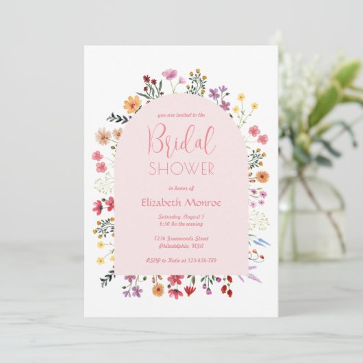 Invitation Fête des mariées moderne en arc rose Fleur sauvage (Debout devant)