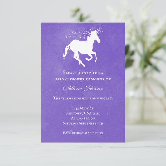 Invitation Fête des mariées Unicorn violet (Debout devant)