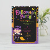 Invitation Fête d'Halloween sorcière pour filles (Debout devant)