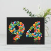 Invitation Fête du 94e anniversaire, avec bulles et balles (Debout devant)