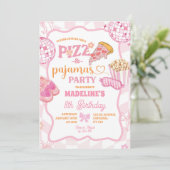 Invitation Fête Pastel Rétro Pizza et Pyjamas (Debout devant)