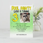 Invitation Fête piscine toutou personnalisée avec photo pour (Debout devant)