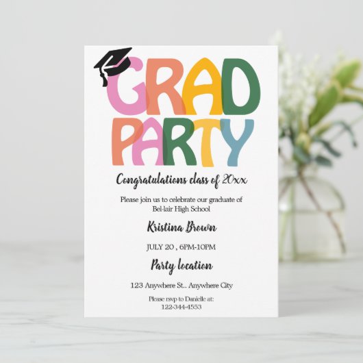 Invitation Fête simple moderne de graduation (Debout devant)