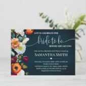 Invitation Fêtons la mariée à être douche Vin Mariage de la m (Debout devant)