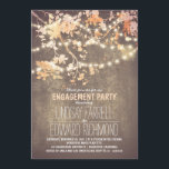 Invitation Feu de fiançailles à cordes mignonnes et fantaisie<br><div class="desc">Invitation de la partie de fiançailles rustique avec de belles lumières scintillantes accrochées sur les branches de l'arbre de pêche en fleurs. Shabby et une typographie amusante et élégante. Conception arrière - plan de texture papier moderne ancienne. Si vous avez une fête d'engagement extérieur moderne ou rustique dans le jardin,...</div>