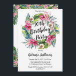 Invitation Feuilles tropicaux | Pink Floral 90th Birthday Par<br><div class="desc">Belle aquarelle fleurie rose hibiscus anniversaire conception de la couronne avec une végétation tropicale luxuriante et un arc rose à boucle multiple. Le thème se poursuit à l'arrière avec un swag fleuri et tropical au sommet et au fond.</div>