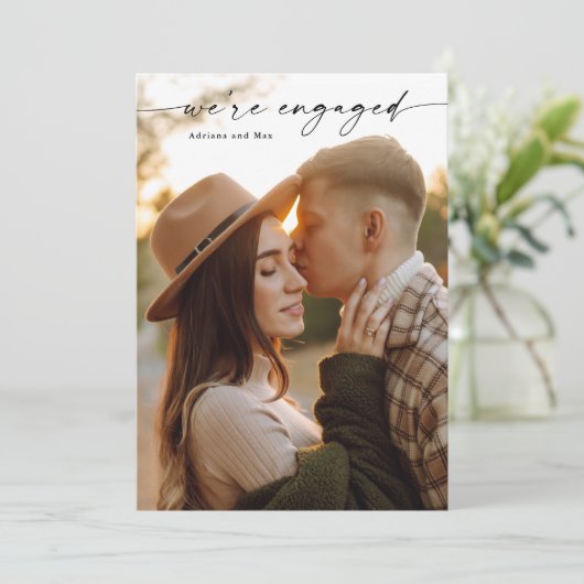 Invitation Fiançailles Mariage photo Simple Script 2 (Debout devant)