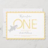 Invitation Fierce Un Requin Jaune Animal Premier Anniversaire (Devant)