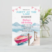 Invitation fille bateau rapide lac (Debout devant)