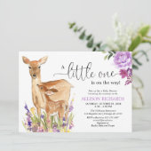 Invitation Fille cerf violet baby shower de faon de bois fleu (Debout devant)