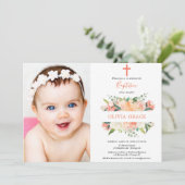 Invitation Fille crème blanche de pêche florale élégante de (Debout devant)