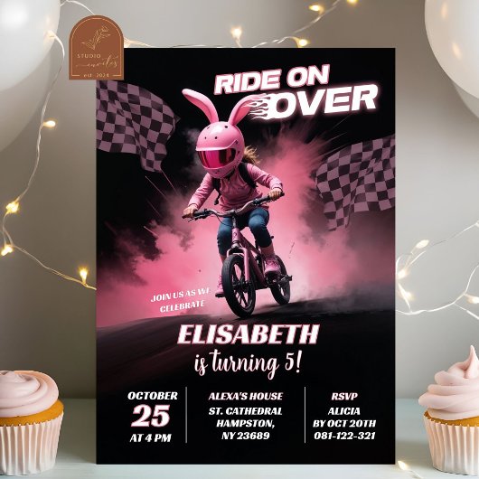 Invitation Fille d'anniversaire de course de vélo BMX rose