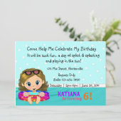 Invitation Fille de la fête de la piscine (Debout devant)