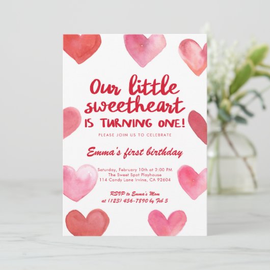 Invitation Fille de premier anniversaire Saint-Valentin rose (Debout devant)