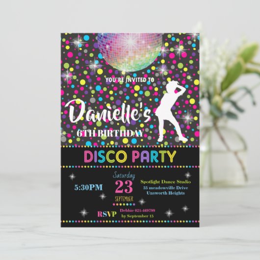 Invitation Fille d'invitation de fête d'anniversaire de danse (Debout devant)