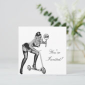 Invitation Fille Pin-Up Style Noir & Blanc 1 (Debout devant)