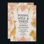 Invitation Filles 3e anniversaire Pink Gold Ecru Safari<br><div class="desc">Cette invitation à la fête du troisième anniversaire de cette "jeune fille sauvage et trois" dans la jungle a pour thème les animaux de fausse feuille d'or (girafe, lion et singes), le feuillage de la jungle dorée et rose, et un arrosage de confettis d'or sur un arrière - plan écru....</div>