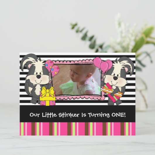 Invitation Filles Custom Little Stinker Skunk Birthday Invita (Debout devant)
