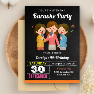 Invitation Filles mignonnes chantant Karaoke Anniversaire