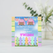 INVITATION FILLES MIGNONNES DE JUMEAU D'AFRO-AMÉRICAIN DE (Debout devant)