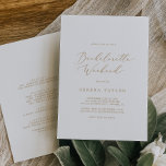 Invitation Fin de semaine de bachelorette en calligraphie or<br><div class="desc">Cette délicate invitation week-end de bachelorette en calligraphie or est parfaite pour une soirée de bachelorette moderne. Le design minimaliste romantique présente une belle et élégante typographie de champagne jaune doré sur un arrière - plan blanc au look épuré et simple.</div>