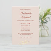 Invitation Fin de semaine de bachelorette florale rustique in (Debout devant)