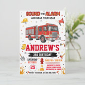 Invitation FireFigher truck Birthday with Custom image (Debout devant)