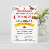 Invitation Firefighter Sound The Alarm Birthday (Debout devant)