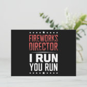 Invitation Fireworks Director I Run You Run Funny 4 juillet (Debout devant)