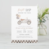 Invitation First Lap Beige Race Car & Balloons 1st Birthday (Debout devant)